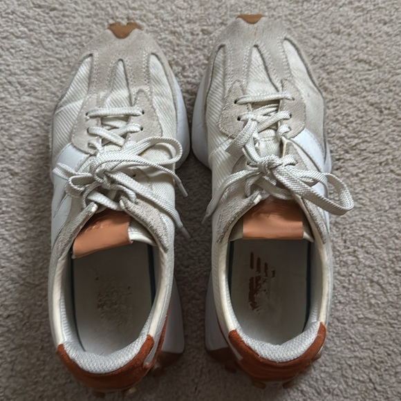 New Balance 327 Sneakers - Picture 5 of 8